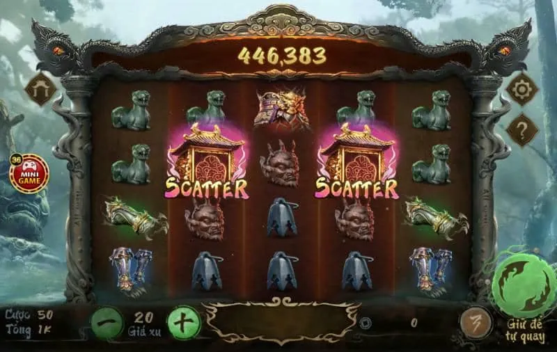 Sân tennis với vợt và bóng, biểu tượng cá cược tennis OKVIP